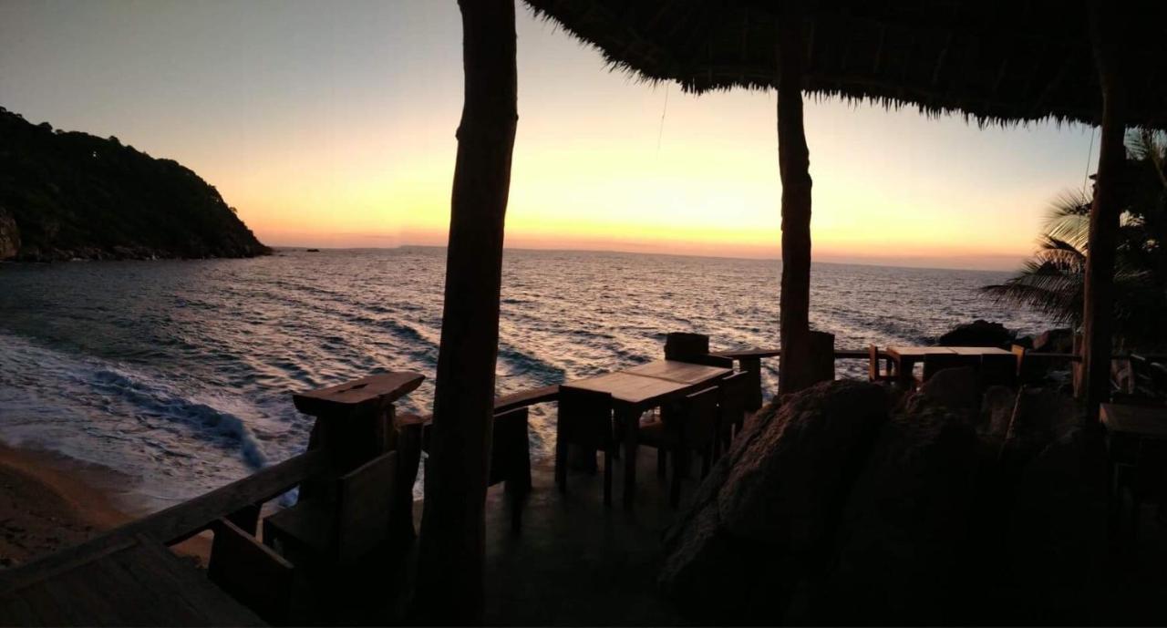 Chabalay Resort Koh Tao Exteriör bild