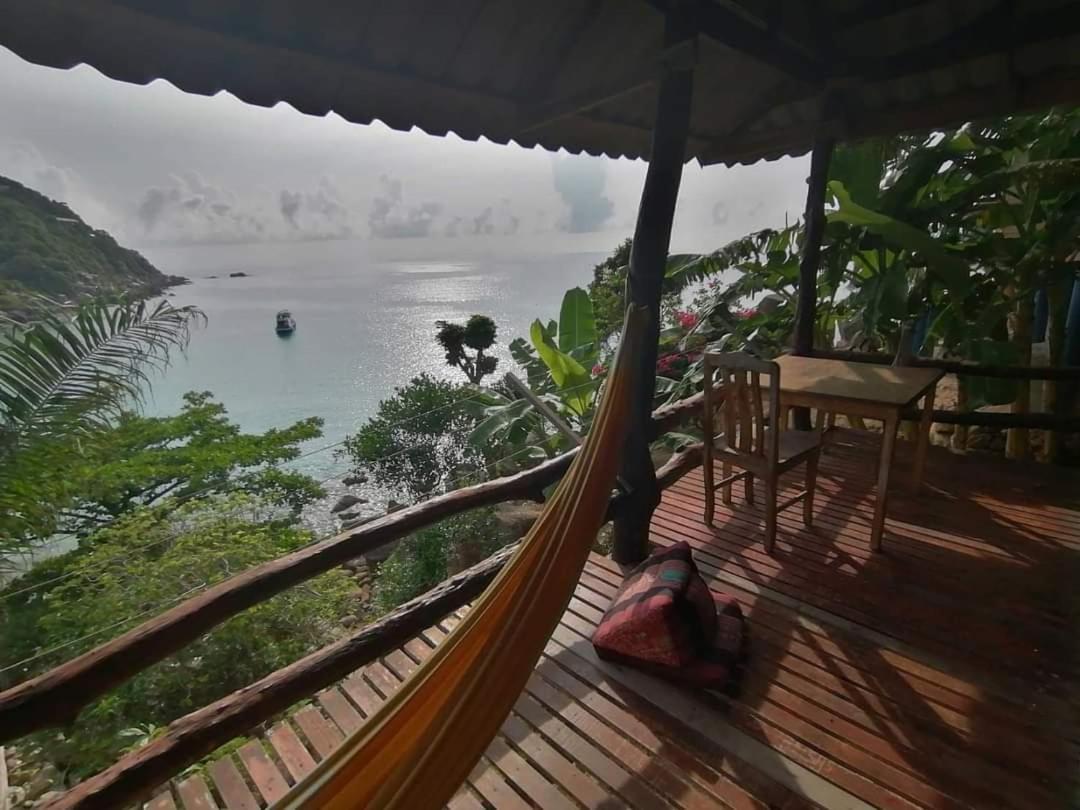 Chabalay Resort Koh Tao Rum bild
